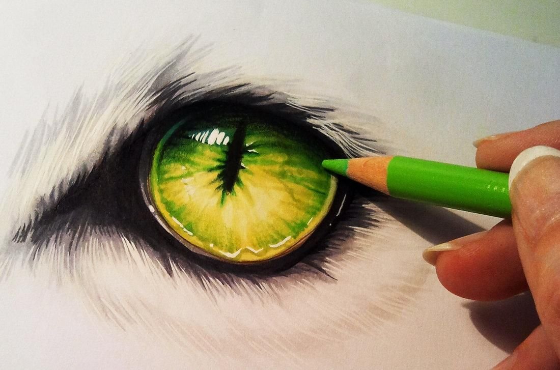 Рисование глаза цветными карандашами