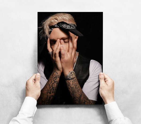 Егор Крид надпись