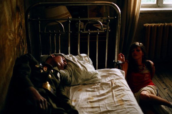 Груз 200 фильм 1984