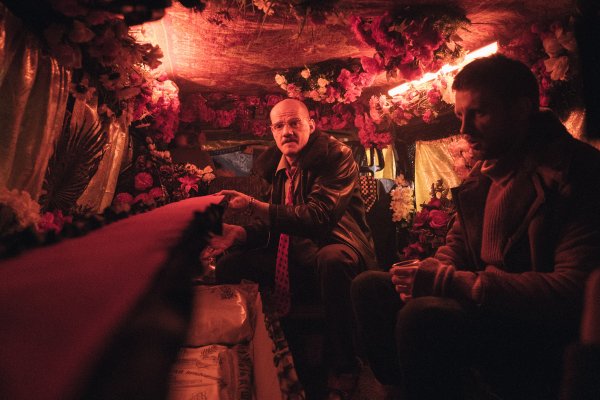 Кирилл Серебренников фильмы Петровы в гриппе