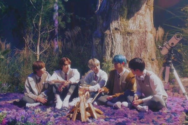 Tomorrow x together ёнджун