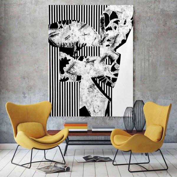 Композиция из картин на стене