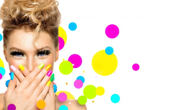 Баннер для салона маникюра и педикюра