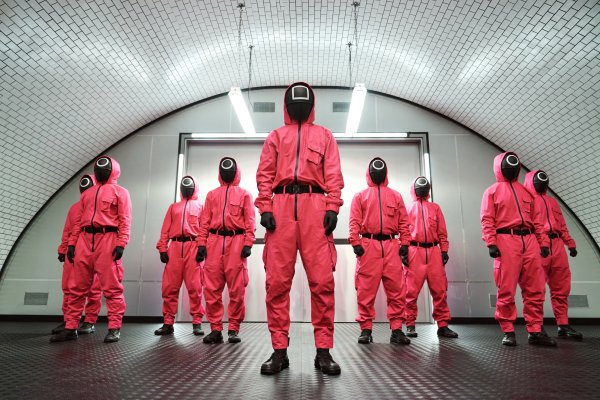 Надзиратель игра в кальмара