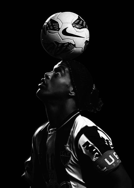 Креативные футбольные афиши