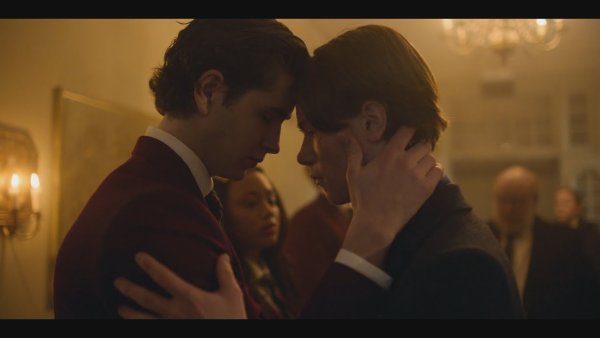 Young Royals сериал