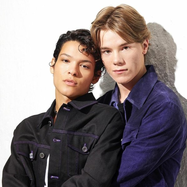 Молодые монархи сериал Симон