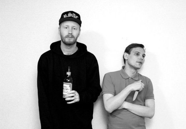 Солист группы щенки