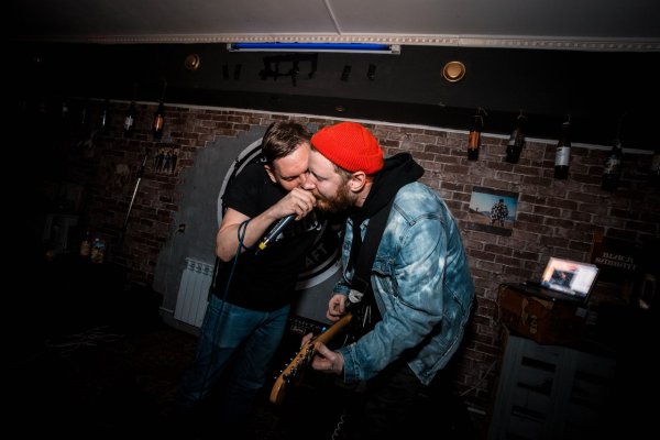 Щенки Постер группа