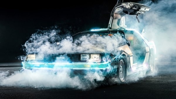 DELOREAN DMC-12 назад в будущее арт