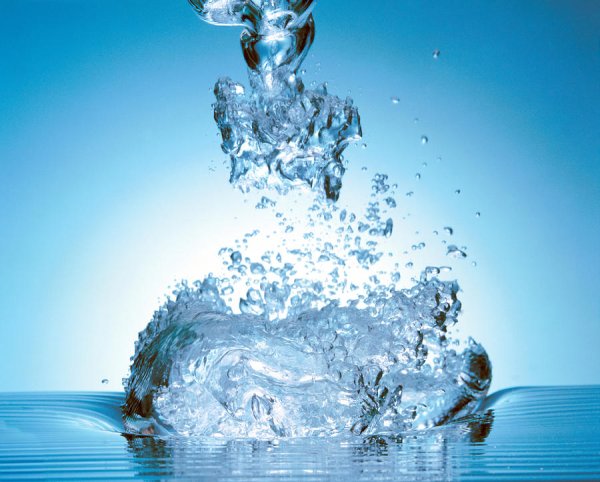 Explode of Water Art