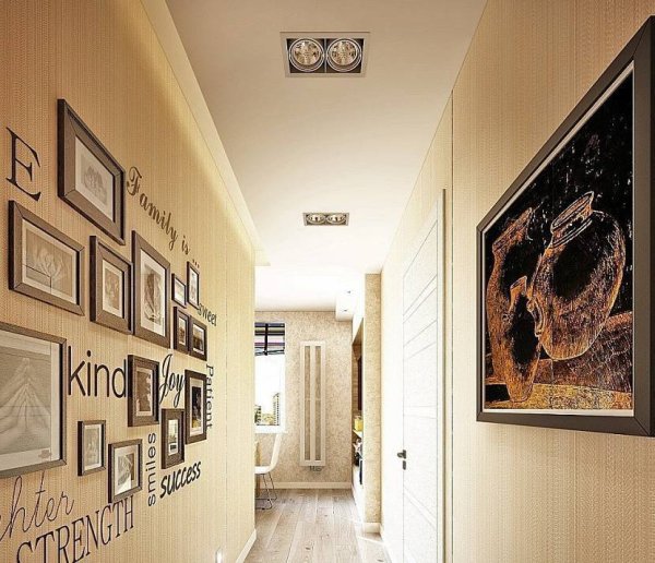 Постеры в интерьере прихожей