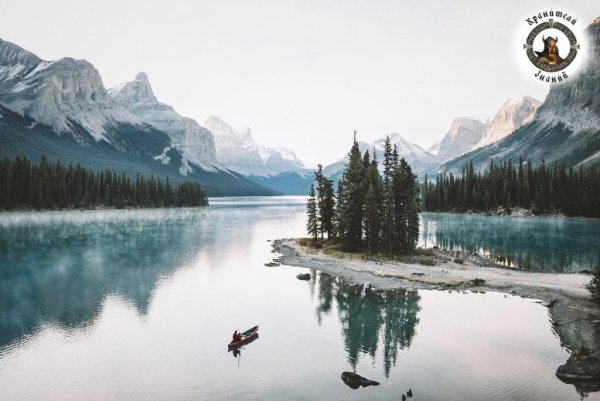 Озеро Маккей Канада