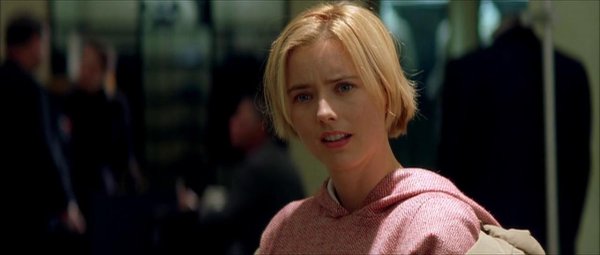 Теа Леони семьянин