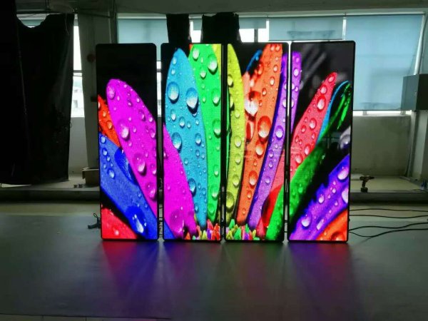 Светодиодный экран на стенде