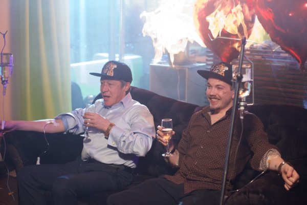 Пьяная фирма 1 сезон 1 серия