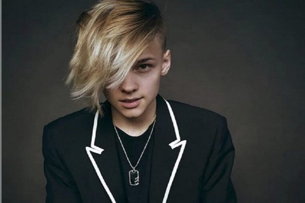 Глаза Егора шипа