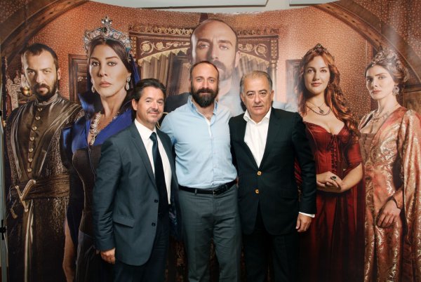 Великолепный век 4 сезон 133 серия