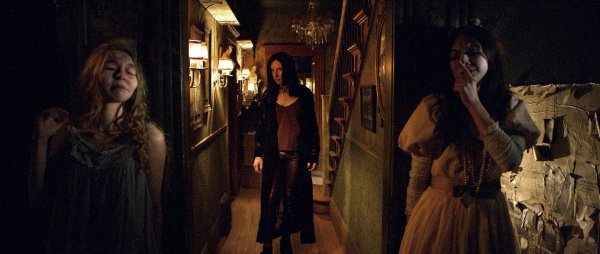 Страна призраков 2018