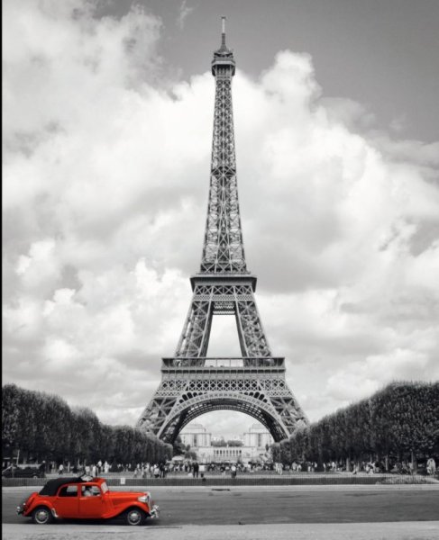 Эйфелева башня в Париже