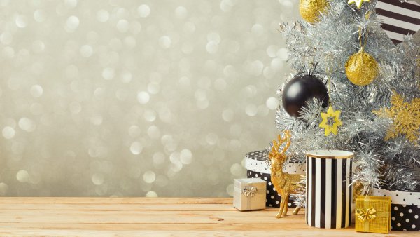 Новогодние узоры красно белые