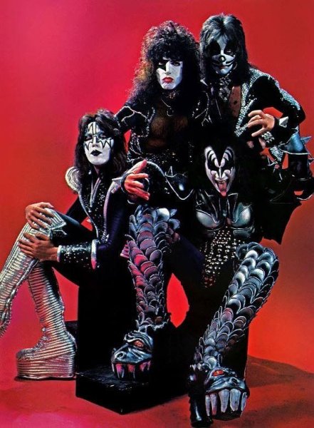 Лейбл группы Кисс