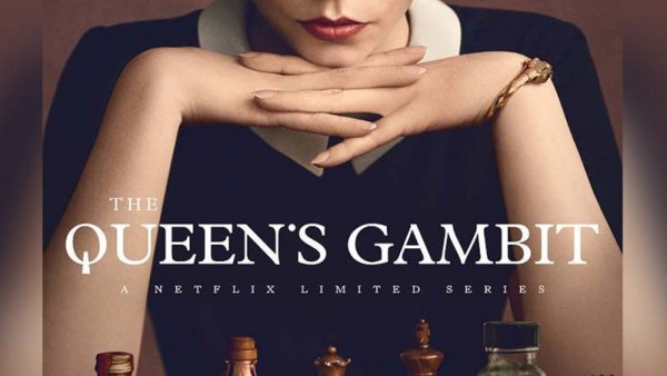 Ход королевы сериал Постер