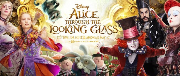 Алиса в Зазеркалье 2016 красная Королева