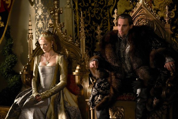 Королева Виктория сериал коронация