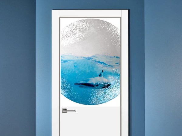 Метрика на стекле в рамке