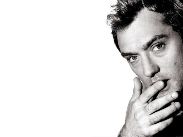 Джуд Лоу анфас