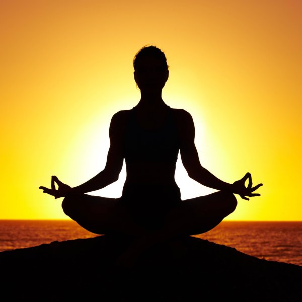 С днем рождения йогу