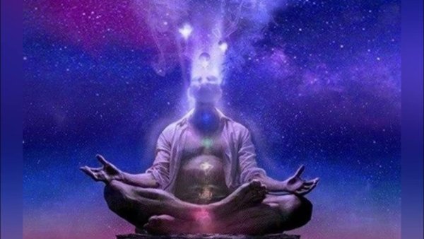 Медитирующий человек