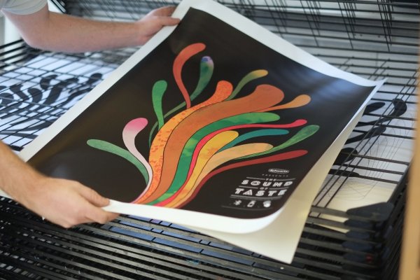 Широкоформатная печать на бумаге