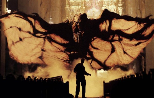 Хранители фильм взрыв