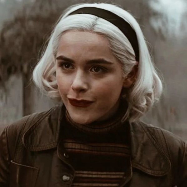 Леденящие душу приключения Сабрины сериал обложка