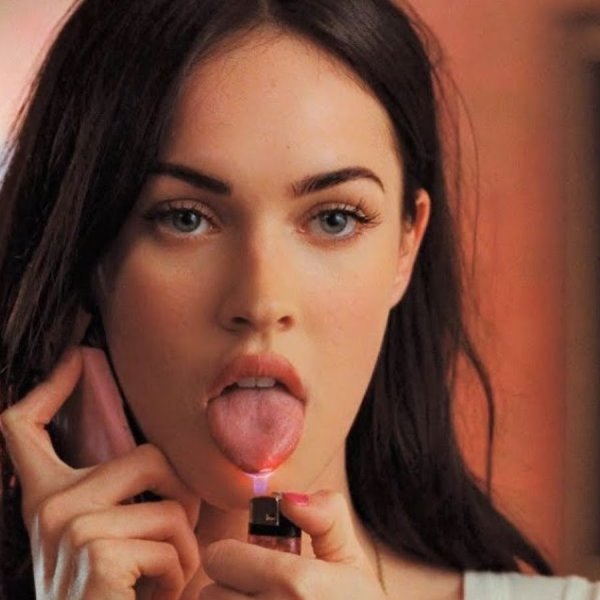 Тело Дженнифер фильм 2009 Постер