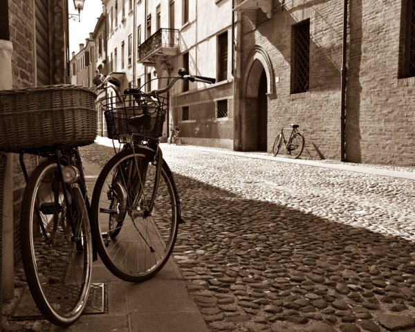 Итальянская улочка велосипед