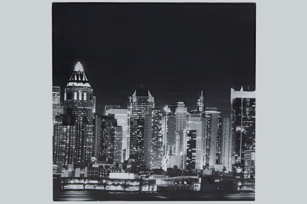 Обои с рисунком город черные