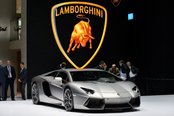 Lamborghini Aventador lp720-4