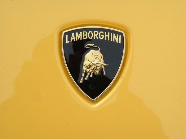 Lamborghini Countach 2021