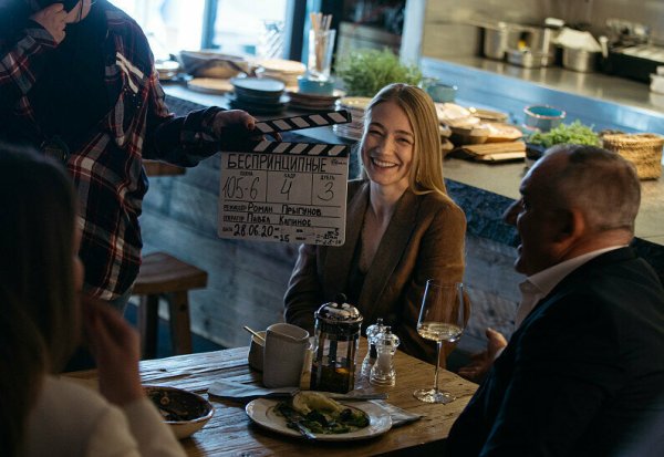 Сериал с Деревянко беспринципные