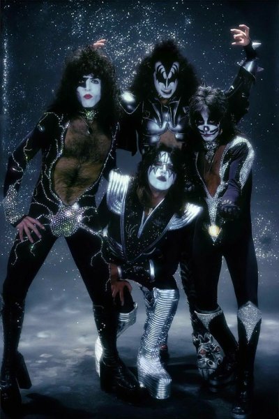 Постеры группы Kiss
