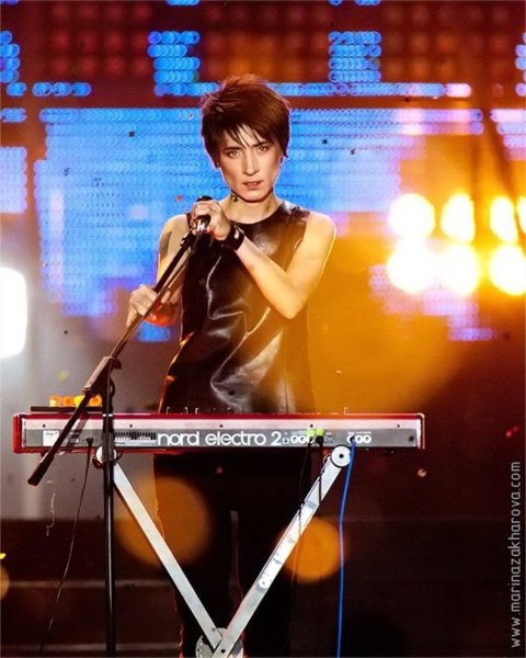 Земфира Постер 2000