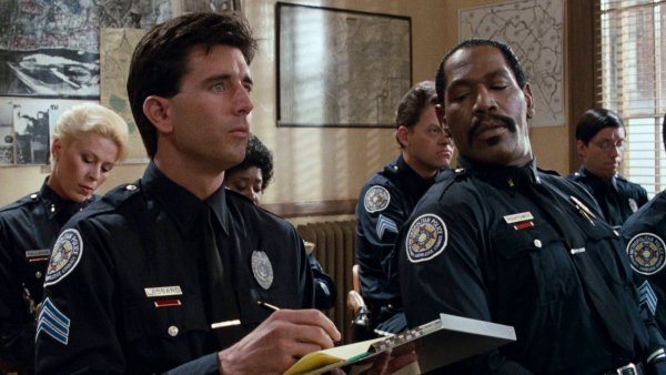 Полицейская Академия 1 Махоуни