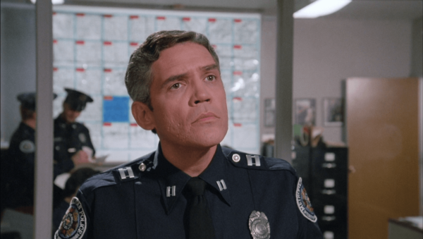 Фильм Полицейская Академия 1