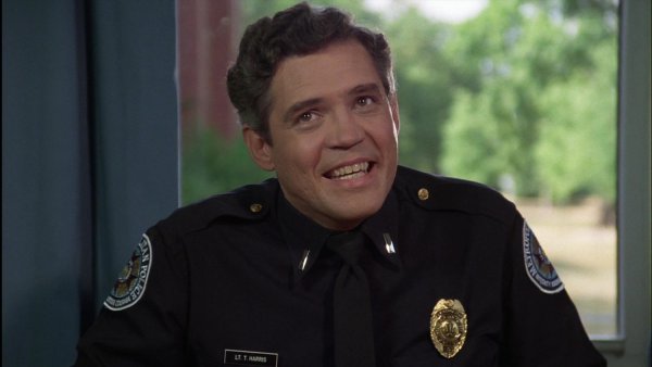 Полицейская Академия 2 их первое задание 1985