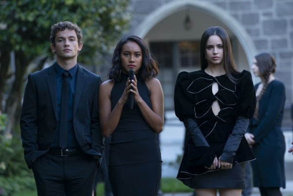 Pretty little Liars сериал