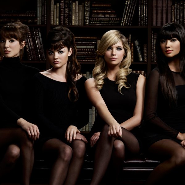 Милые обманщицы сериал обои