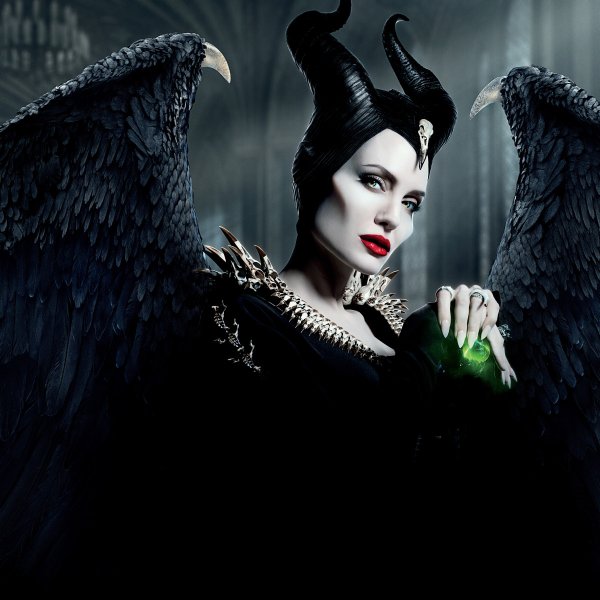 Малефисента 2014 Постер